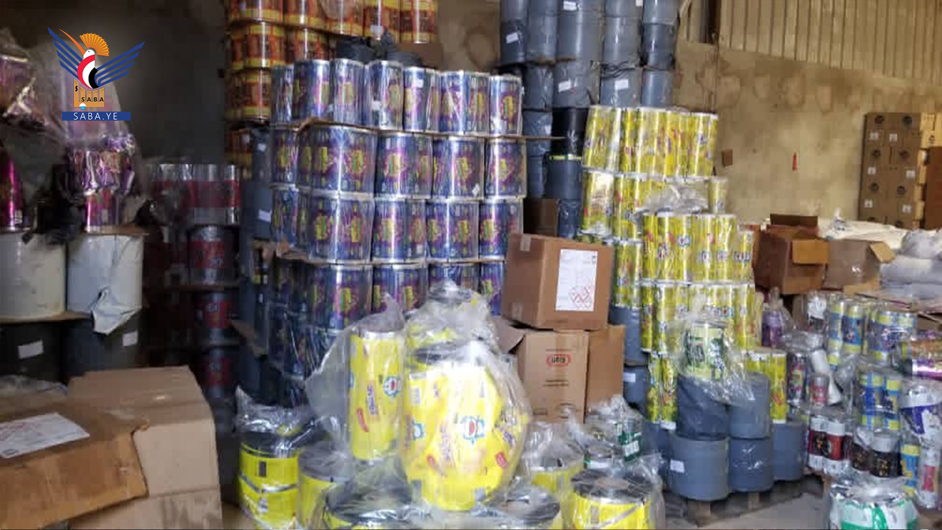 إغلاق منشأة صناعية واتلاف طنين ونصف مواد تالفة بصنعاء